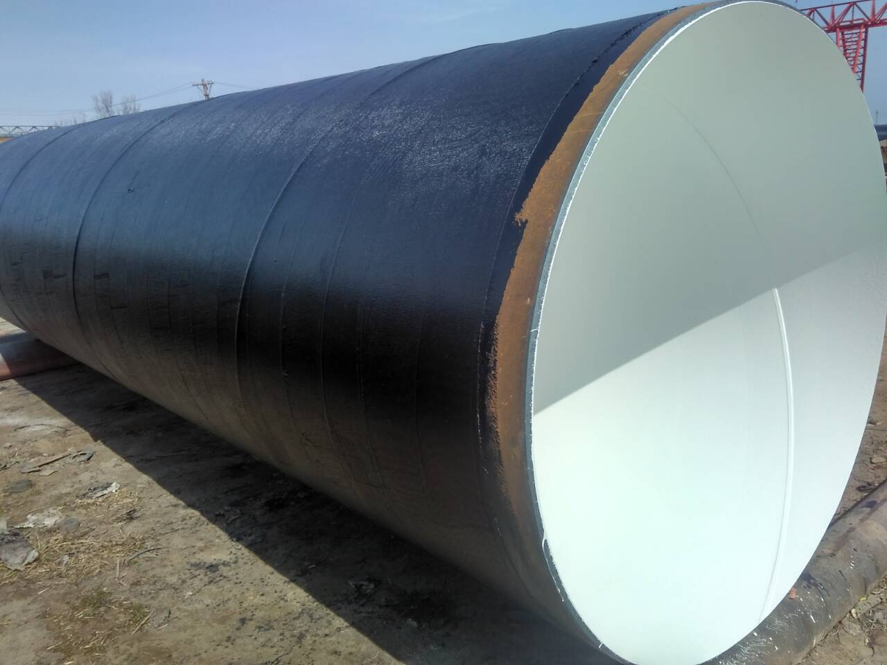 大口径环氧煤沥青漆防腐钢管